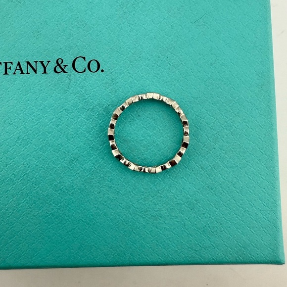 RARE Tiffany & Co. Diamond Jazz Eternity Ring in Platinum Size 5 - Picture 6 of 8